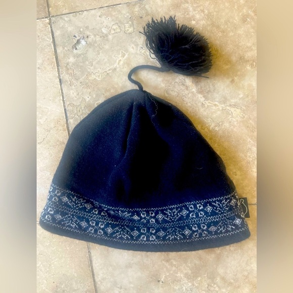 Turtle Fur winter cap. Ladies or men 100 % merino wool. Black white tassel - Picture 5 of 10